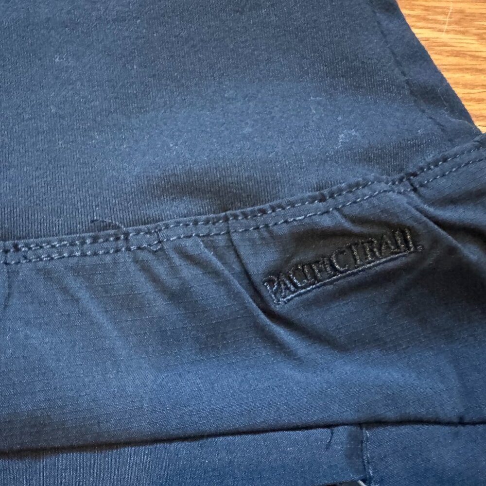 NWT Pacific Trail Black Trekkie Short - Picture 7 of 15